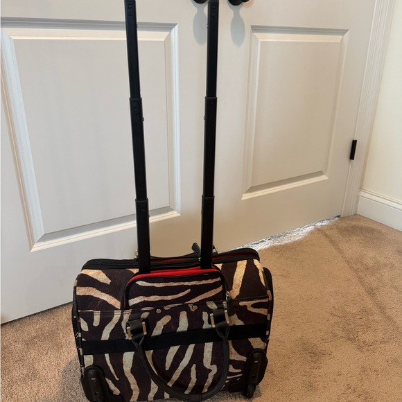 Brown and Cream Rolling Travel Bag - Picture 10 of 16